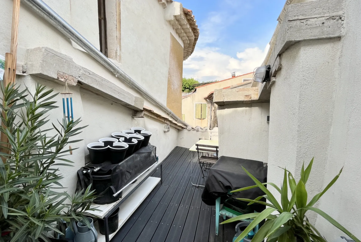 Maison de village rénovée à Beaumes de Venise - 197 000 € 