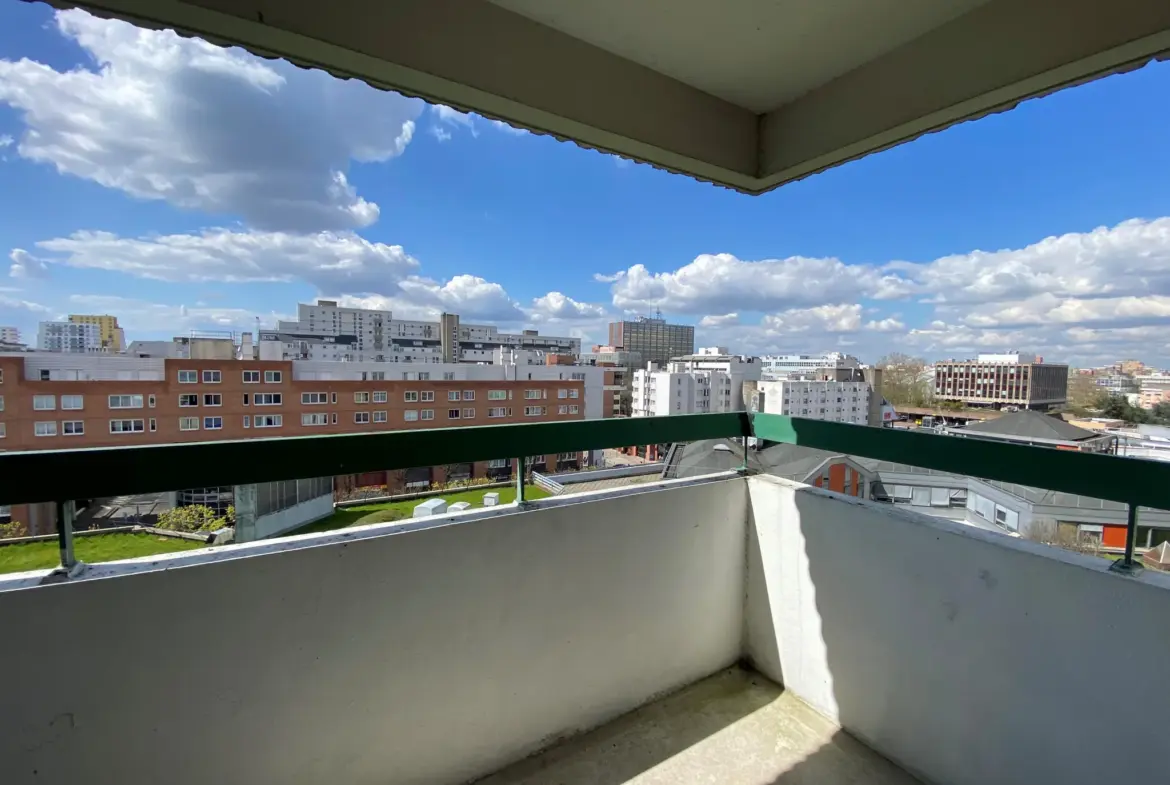 Grand appartement 2 pièces à vendre à Évry Centre 