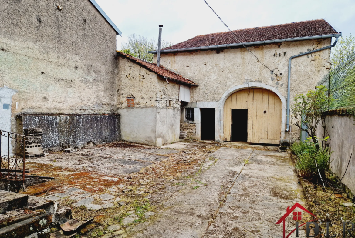 Charmante maison de village de 1749 à Melay 