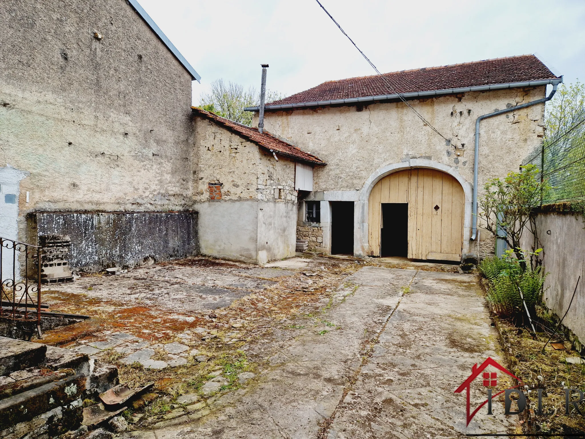 Charmante maison de village de 1749 à Melay 