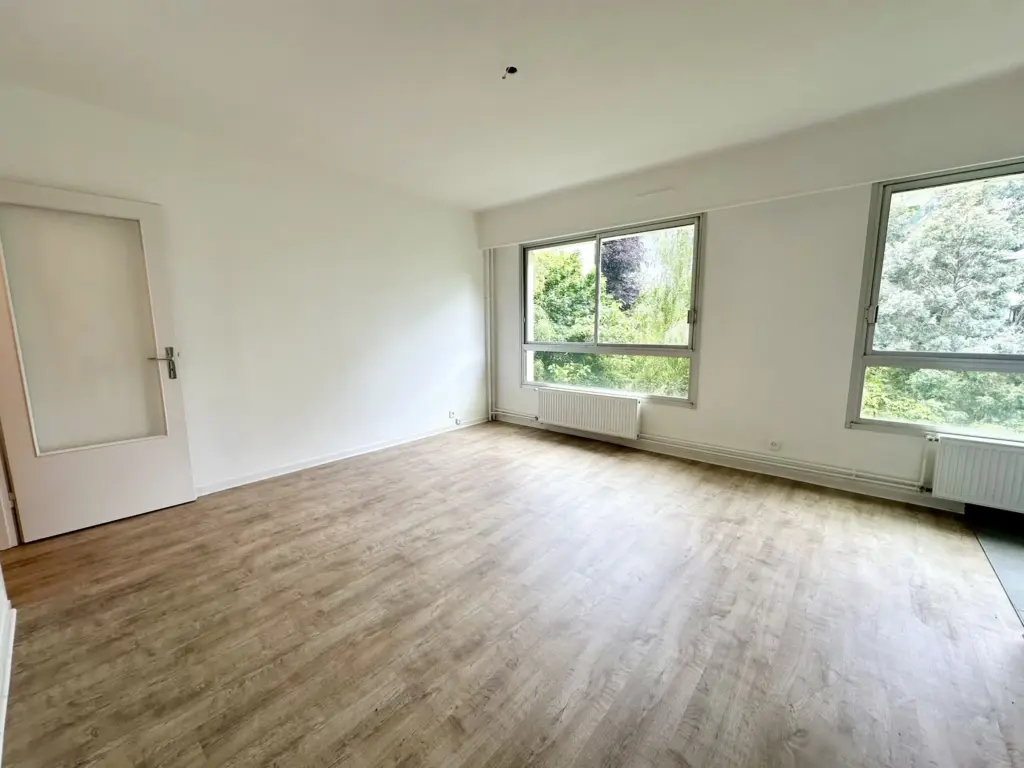 Studio lumineux de 30 m² à vendre près de l'avenue de l'Hippodrome