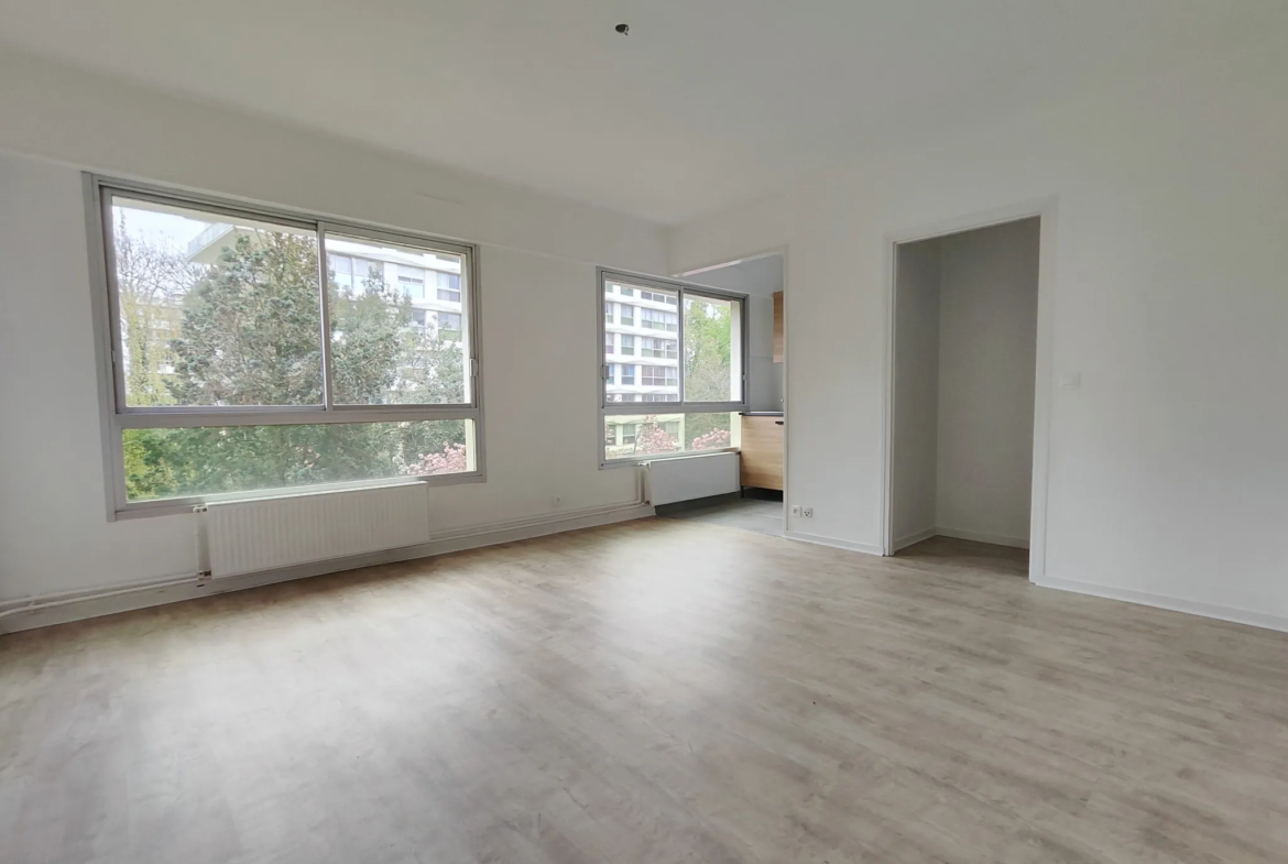 Studio lumineux de 30 m² à vendre près de l'avenue de l'Hippodrome 