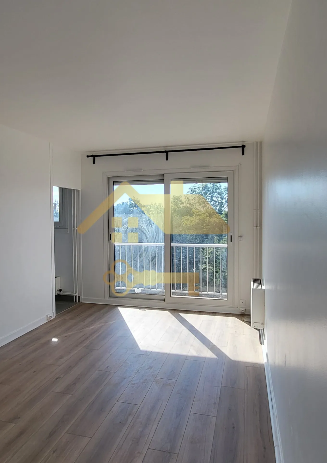 Studio lumineux de 22,70 m² à Gagny à vendre 