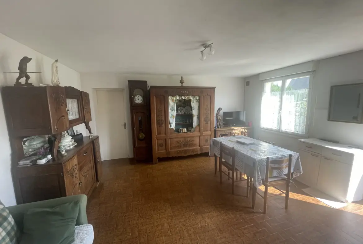 Maison de Village à Melrand – 57 m² avec Dépendances 