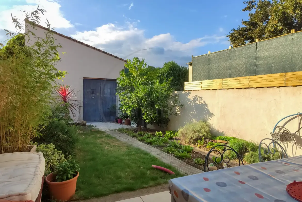 Maison de village rénovée de 145m² à Charmes-sur-Rhône 