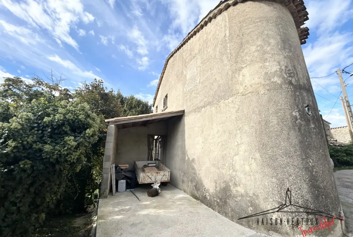 Maison de Village avec Terrasse et Parking à Plaisian, Drôme Provençale 