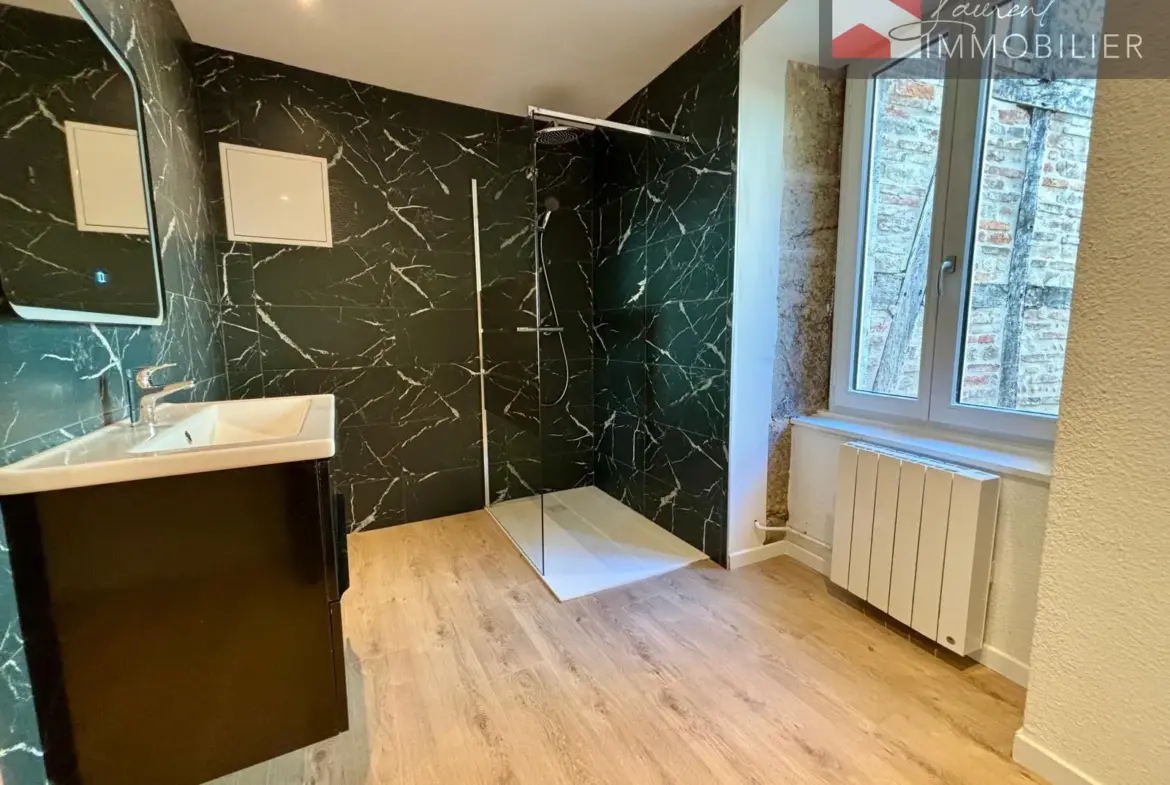 Appartement rénové 2 pièces, 35,61 m² à vendre à Bourg-en-Bresse 