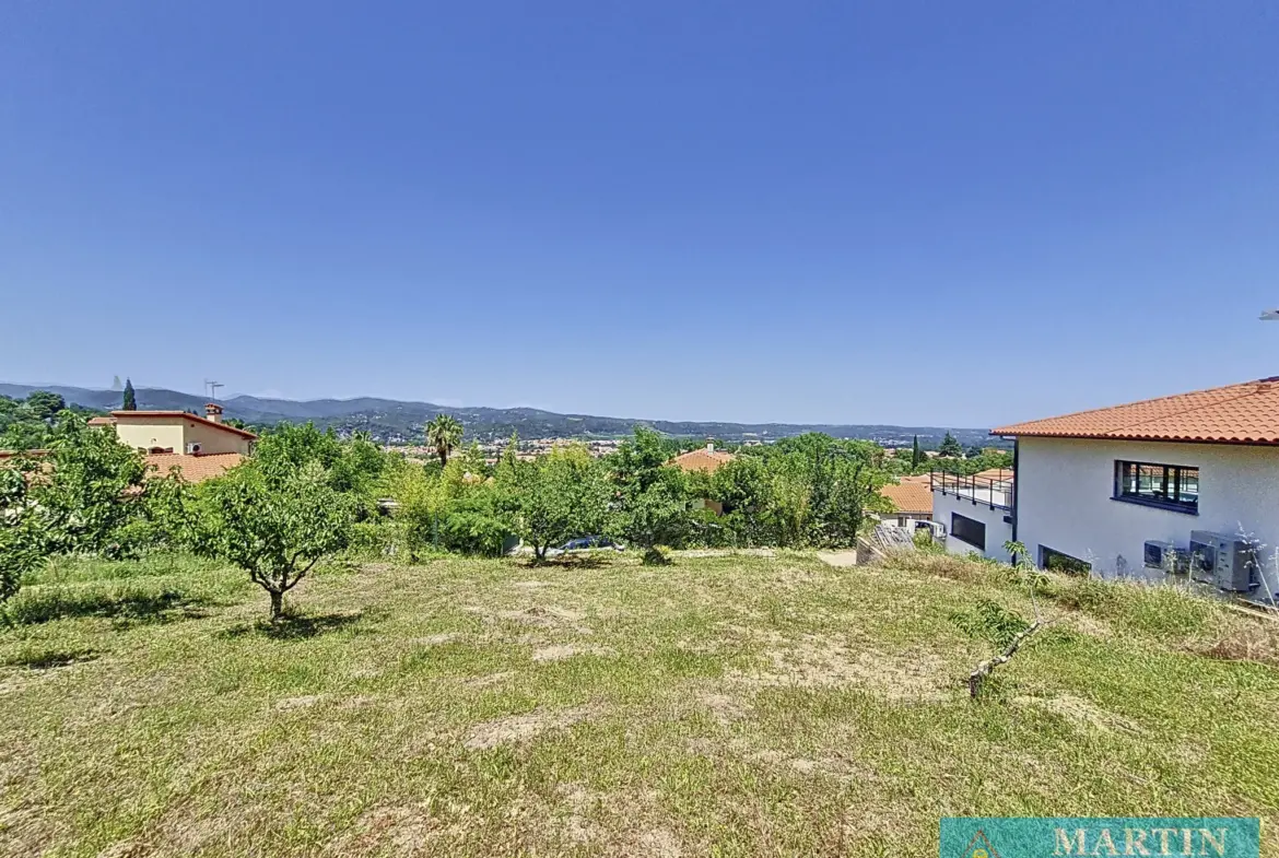 Terrain à bâtir 4 faces avec vue dégagée à Céret 