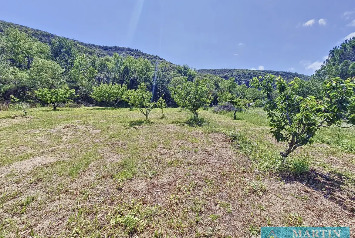 Terrain à bâtir 4 faces avec vue dégagée à Céret 