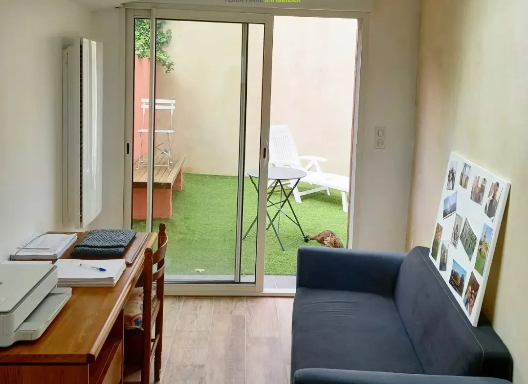 À vendre : Appartement de 153 m² à Névian - 4 chambres et terrasses 