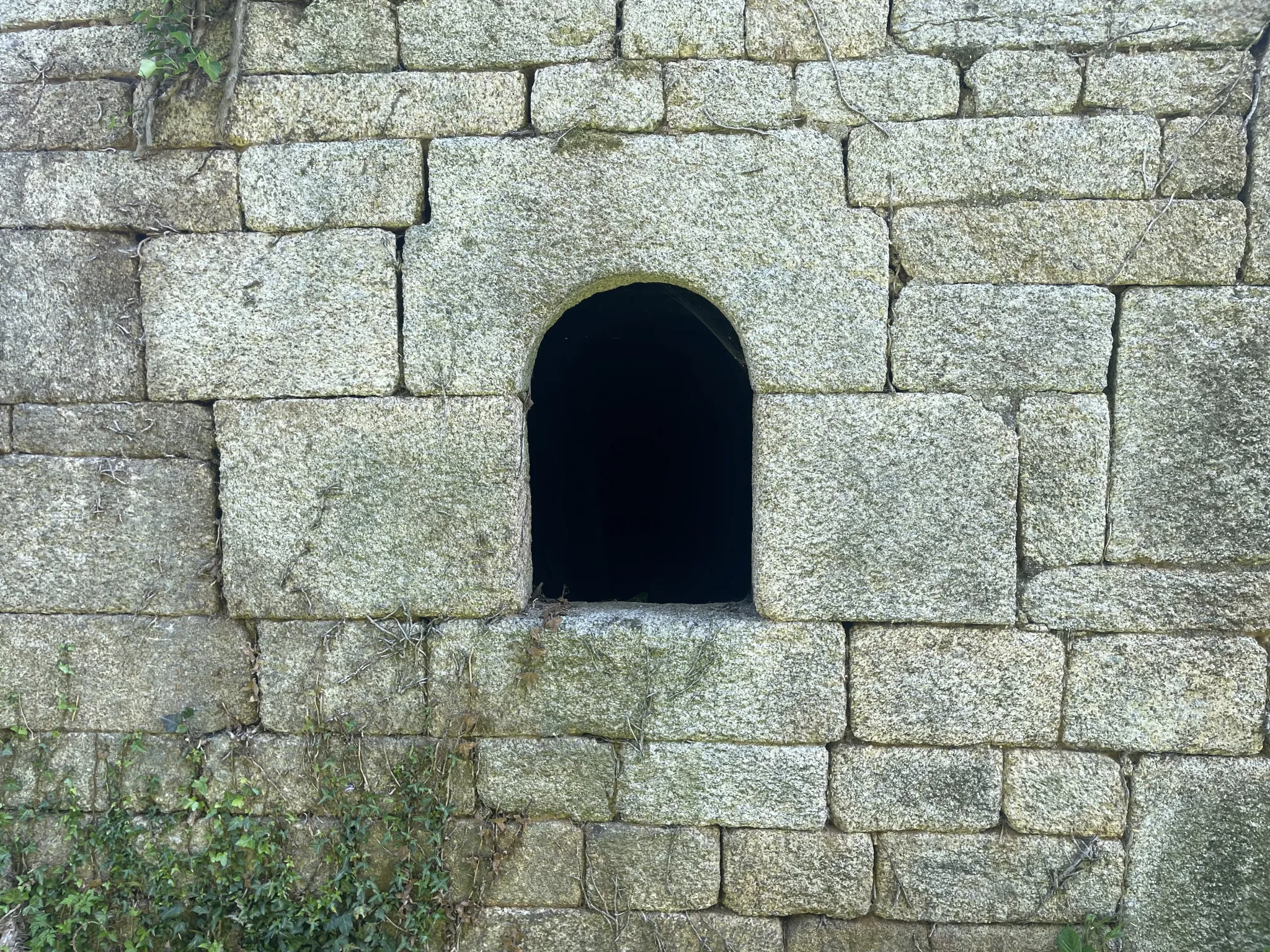 À vendre : Maison et Longère à Quistinic - Fort potentiel 