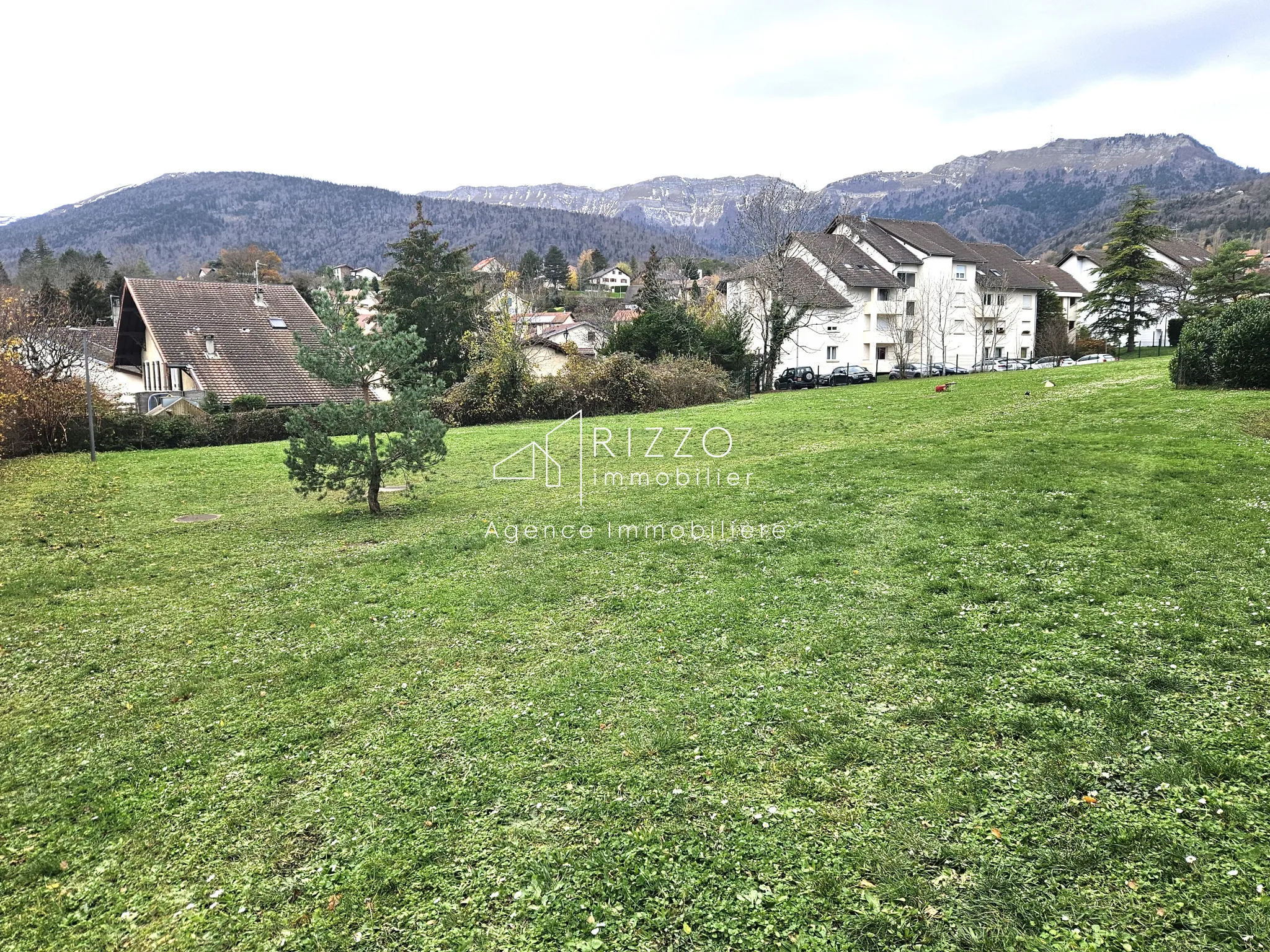 Appartement 3 pièces avec vue dégagée à Gex - 67 m² 