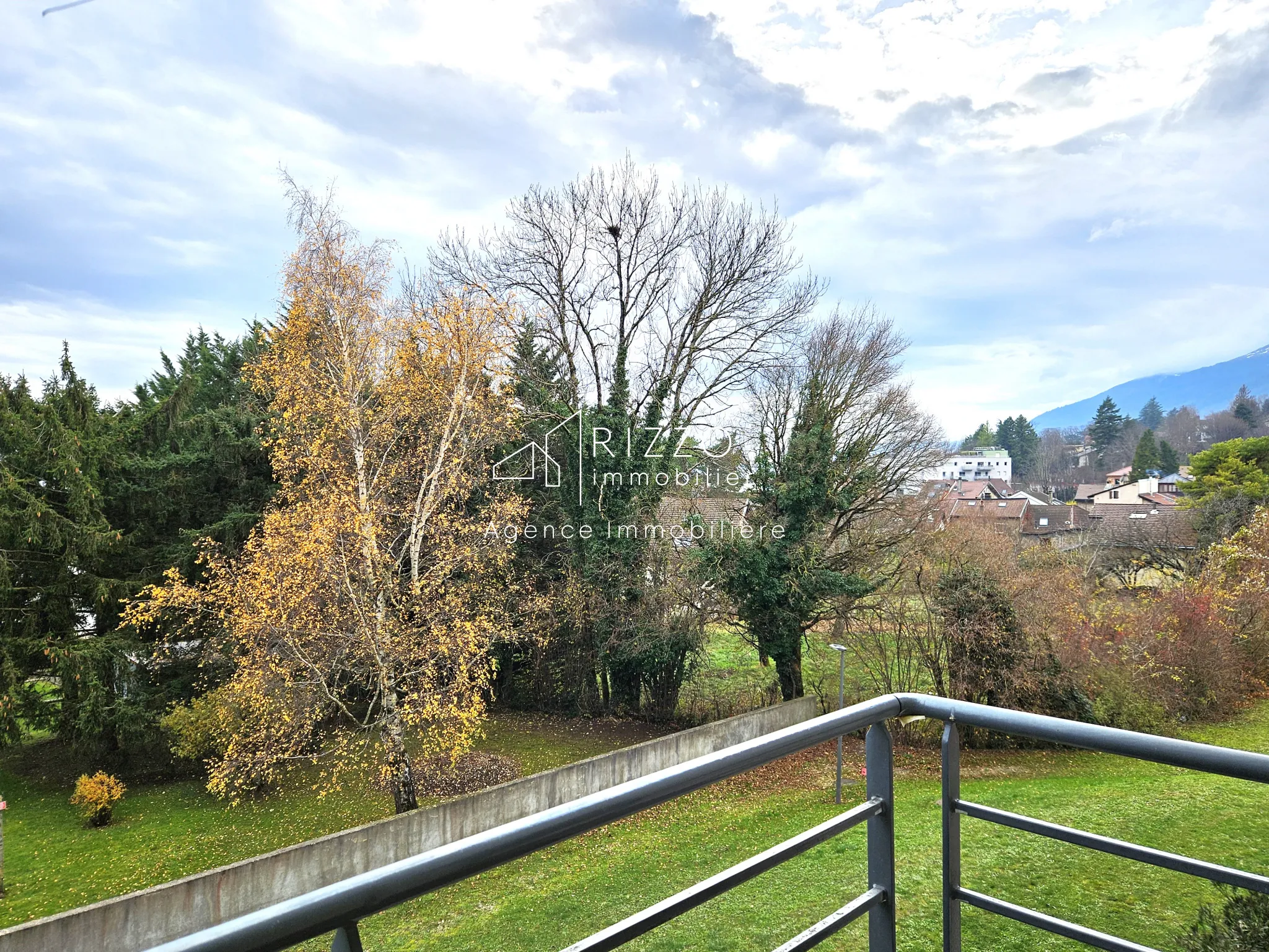 Appartement 3 pièces avec vue dégagée à Gex - 67 m² 