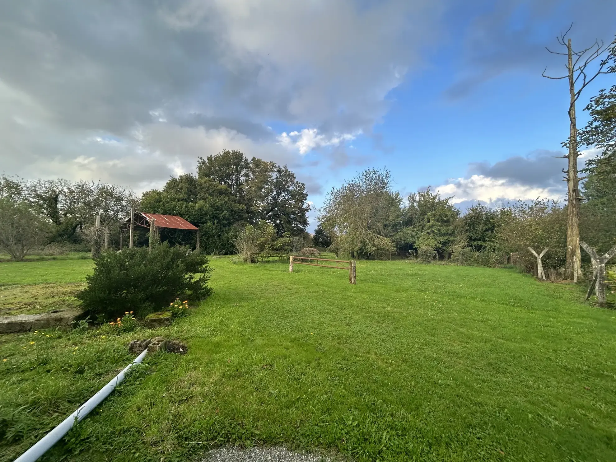 Belle propriété à Melrand avec fort potentiel 