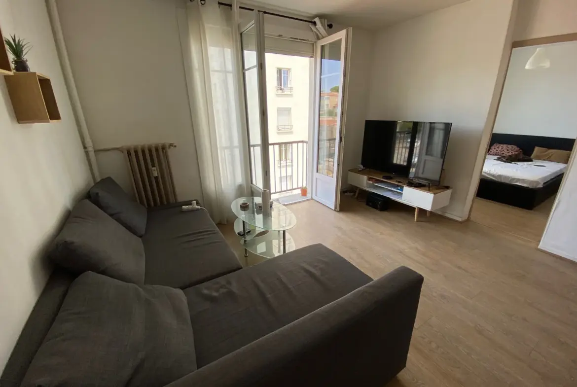 Appartement T3 à Nîmes - 61 m² avec parking, vendu occupé 