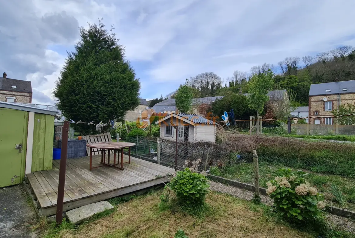 Maison brique et silex avec jardin à Fécamp à vendre 