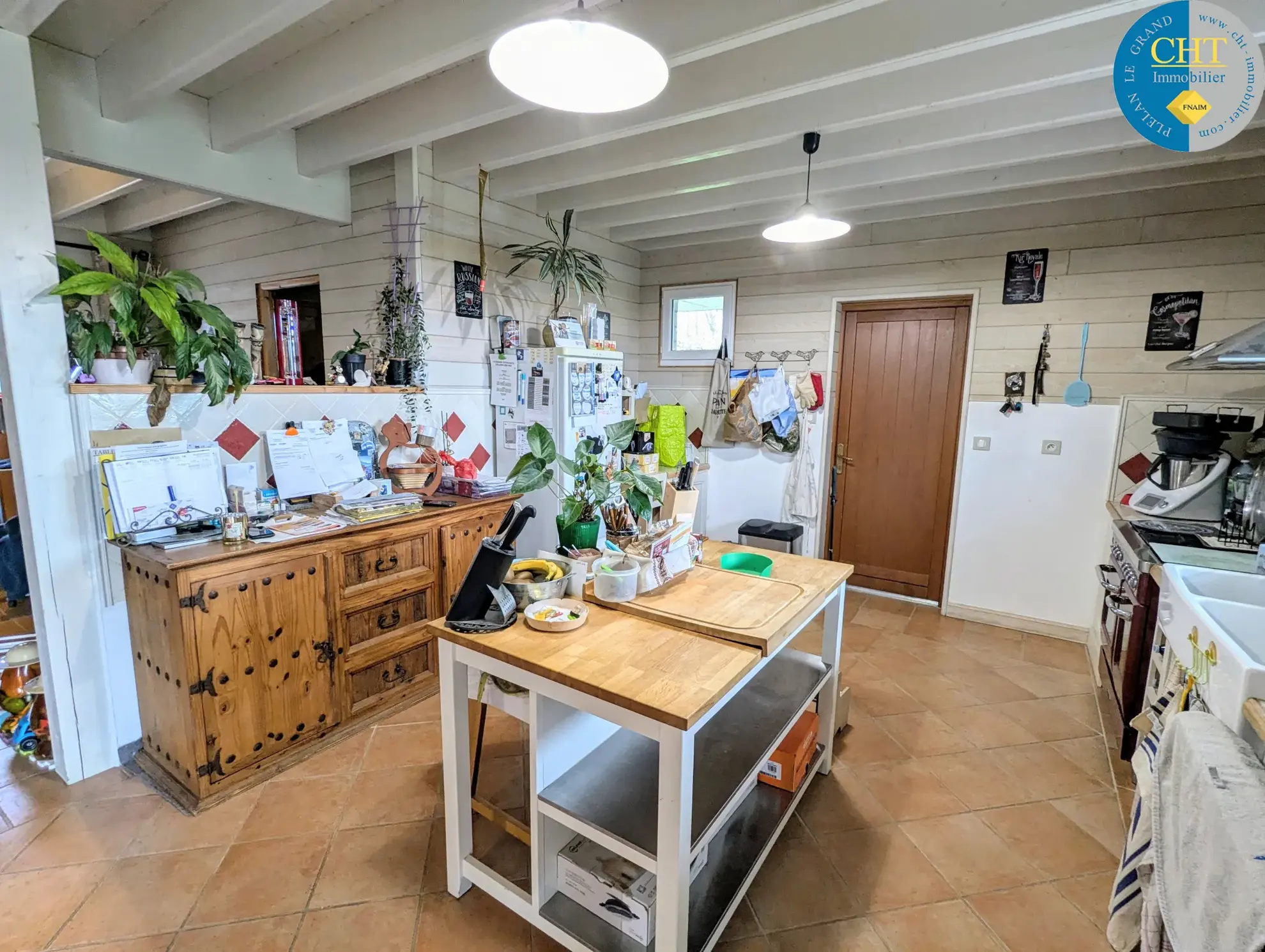 À vendre : Maison en bois écologique à Porcaro avec 4 chambres 