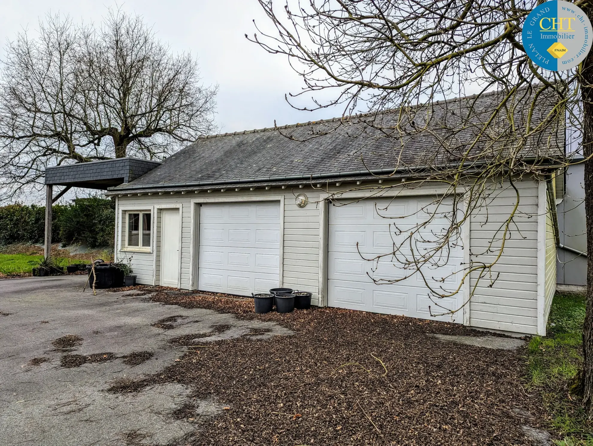 À vendre : Maison en bois écologique à Porcaro avec 4 chambres 