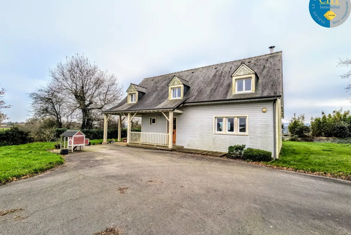 À vendre : Maison en bois écologique à Porcaro avec 4 chambres 