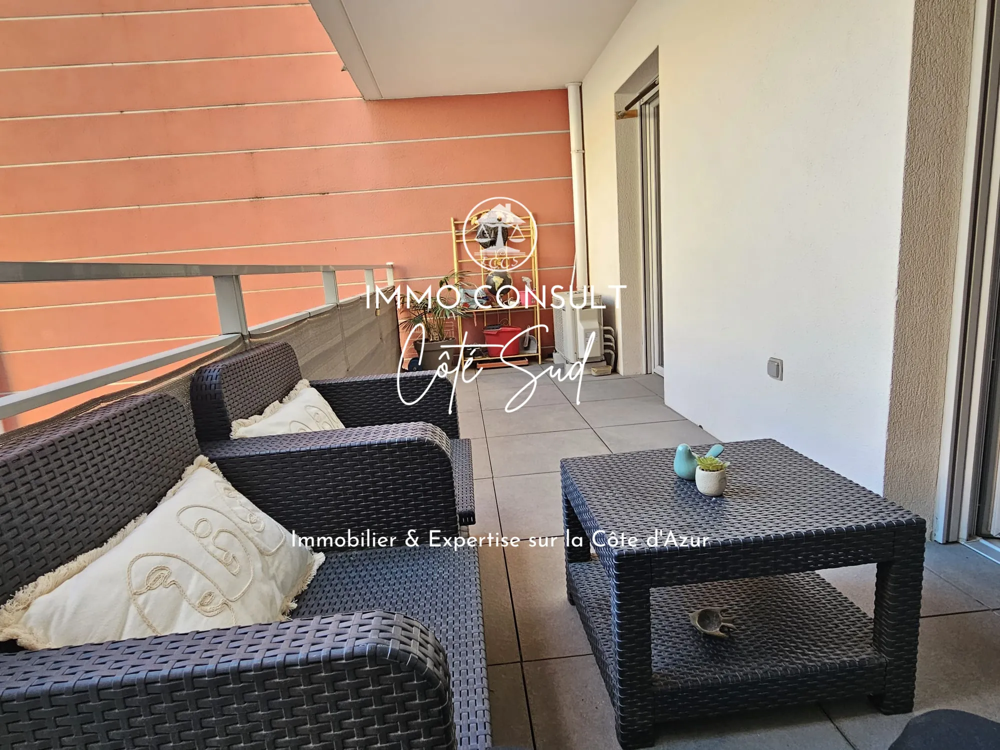 Appartement 2 pièces de 39,54 m² à Nice avec terrasse et garage 