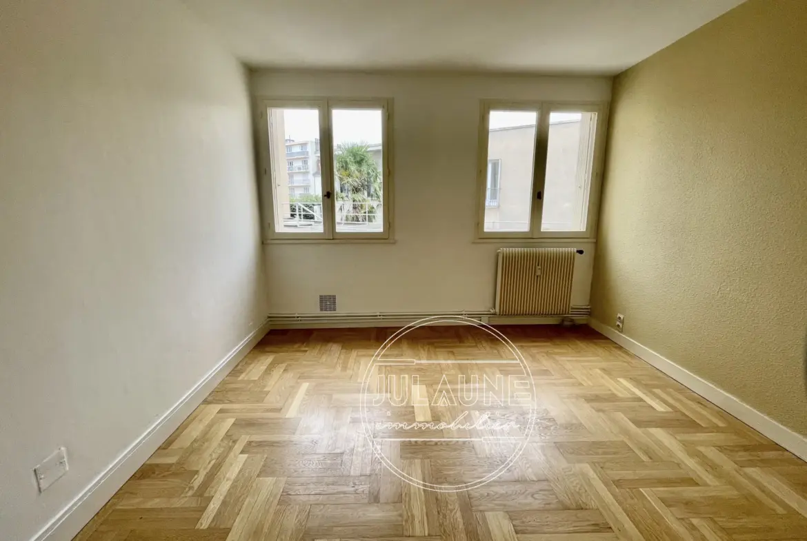 À vendre : Appartement rénové 70 m² à Limoges, proche centre-ville 