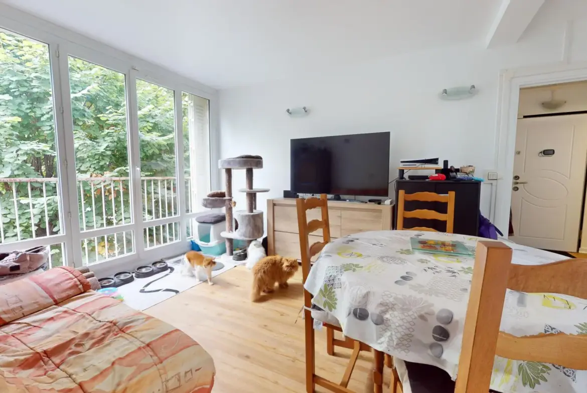 À vendre : Appartement F4 avec balcon, cave et parking à Bobigny 