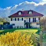 Maison individuelle spacieuse avec piscine à DAMPARIS