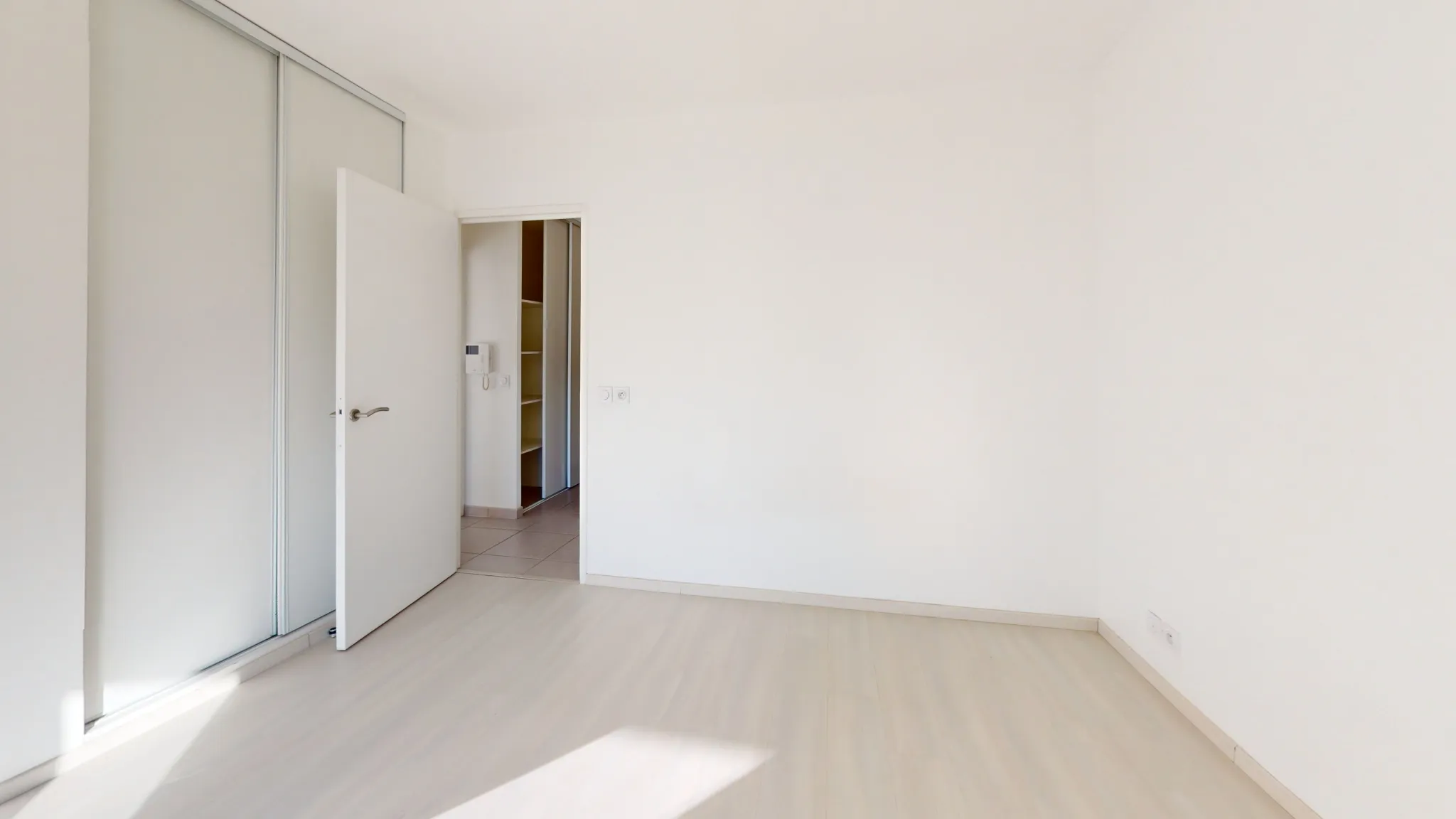 À vendre : Appartement T2 lumineux avec balcon à Reignier-Esery 