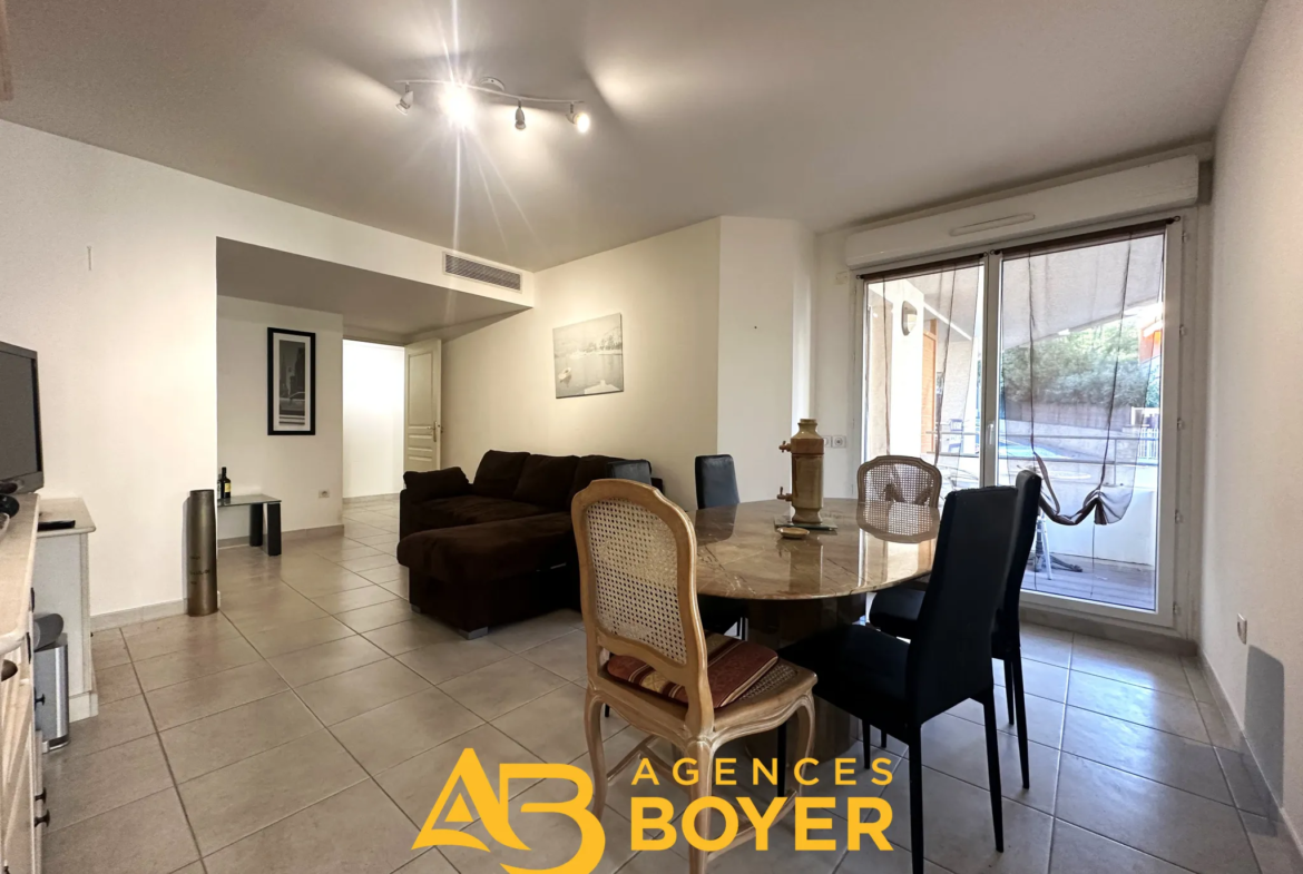 À vendre : Appartement 2 pièces en centre-ville de Bandol 