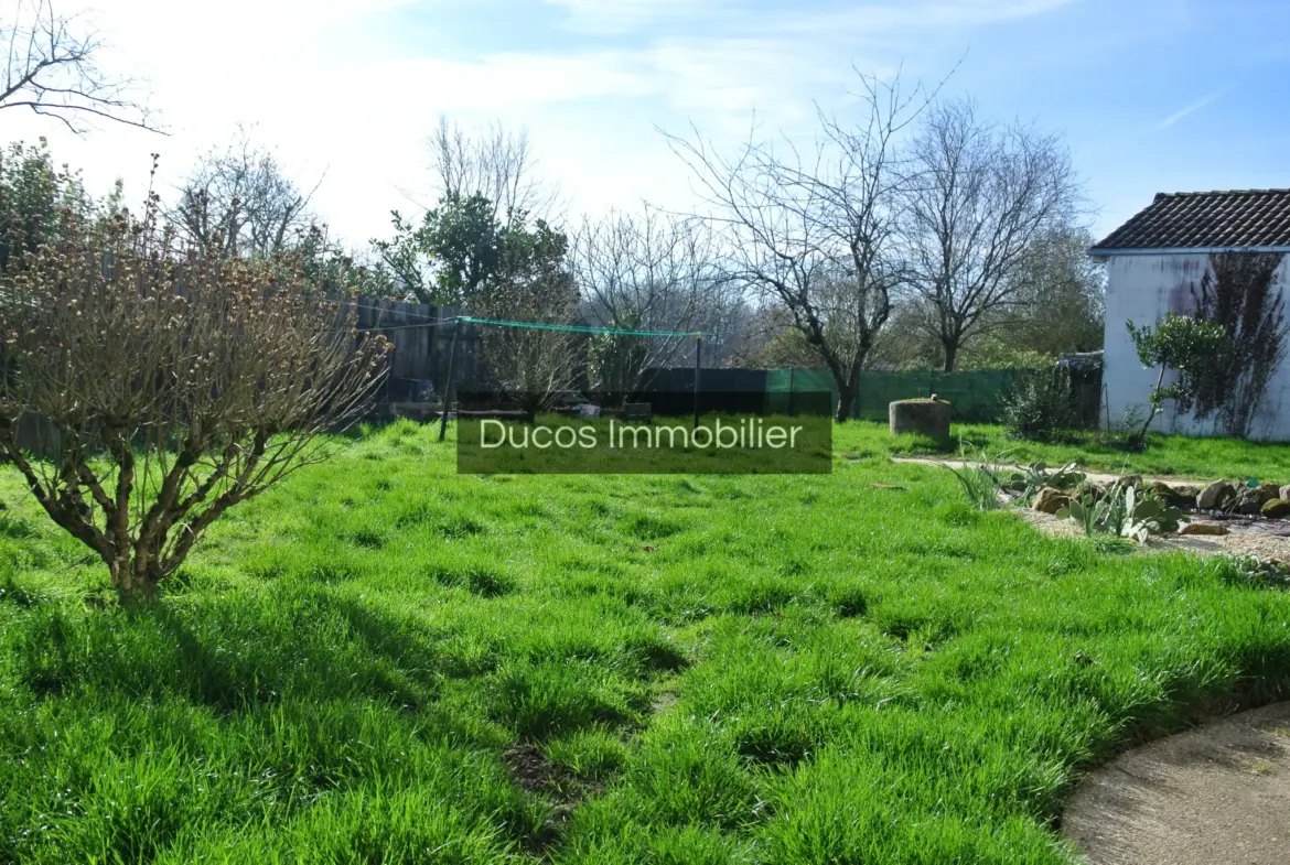 Maison familiale en pierre à Beaupuy - 5 chambres et jardin 