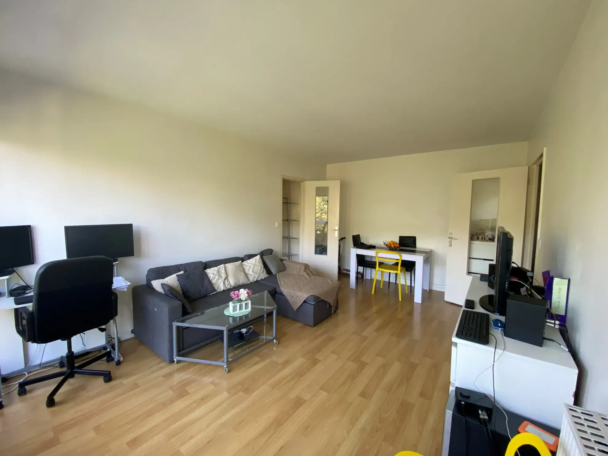 Appartement 2 pièces lumineux à vendre à Evry Centre - 154 000 € 