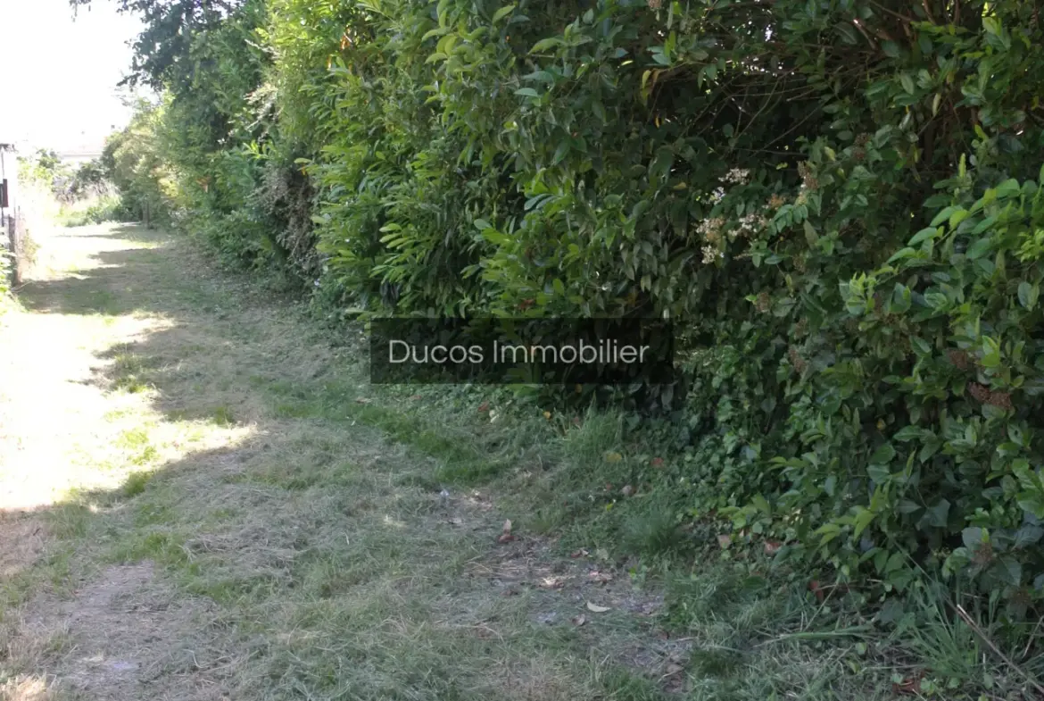 Terrain constructible à vendre à Marmande - 1268 m² 