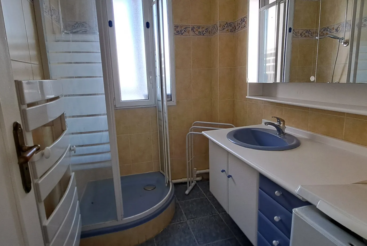 Charmant appartement type 3 à Marseille 13005 près des facultés 