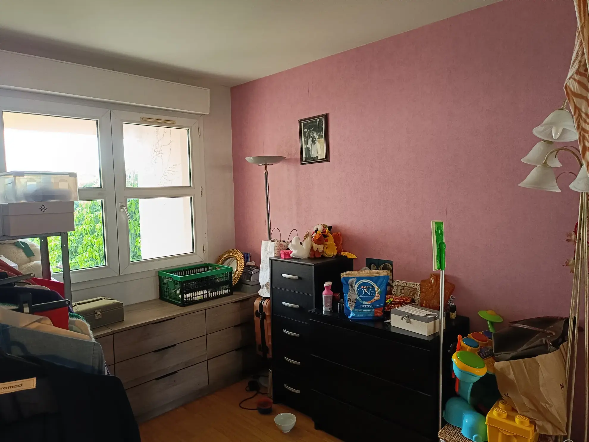 Appartement F2 à Plaisir avec balcon et parking 