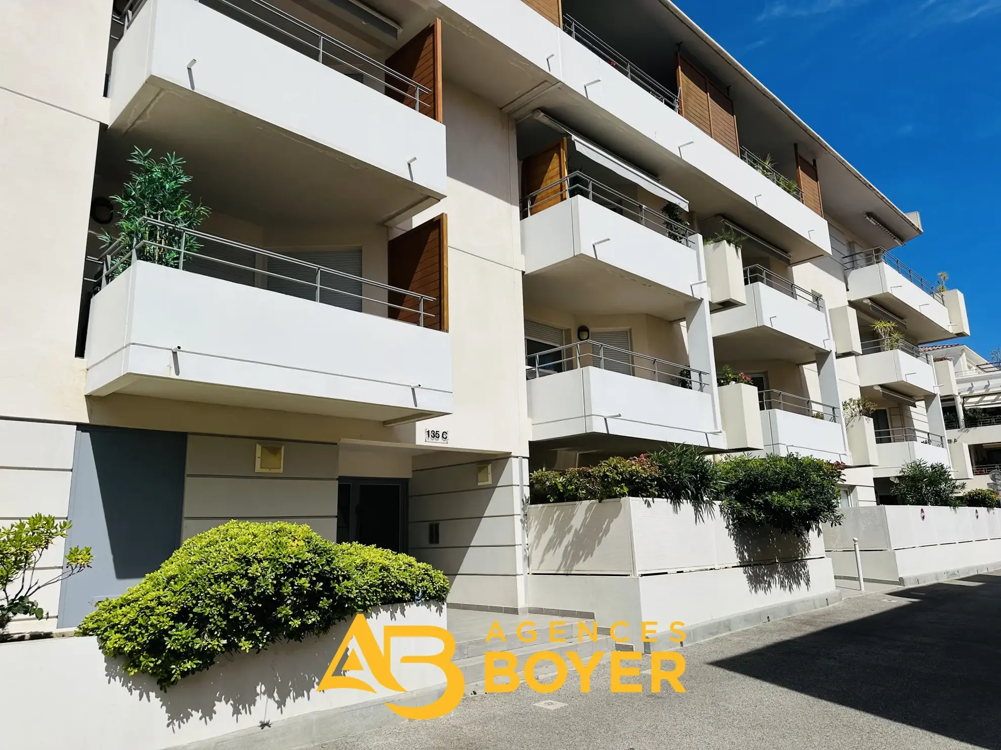 Vente d'un Appartement T2 dans le Centre de Bandol avec Ascenseur 