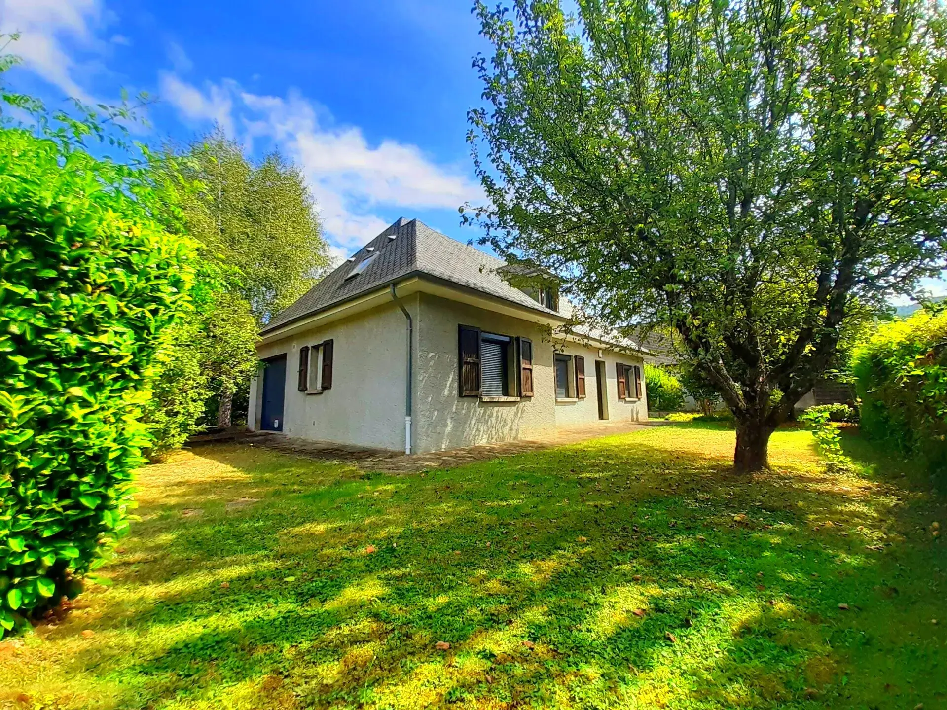 Belle maison d'architecte à vendre à Aurillac 