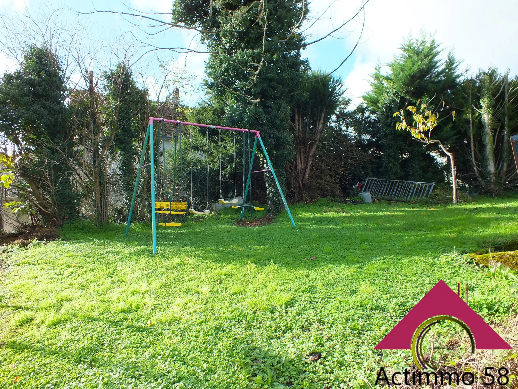 Maison Ancienne avec Jardin près de Bourges - 3h de Paris 