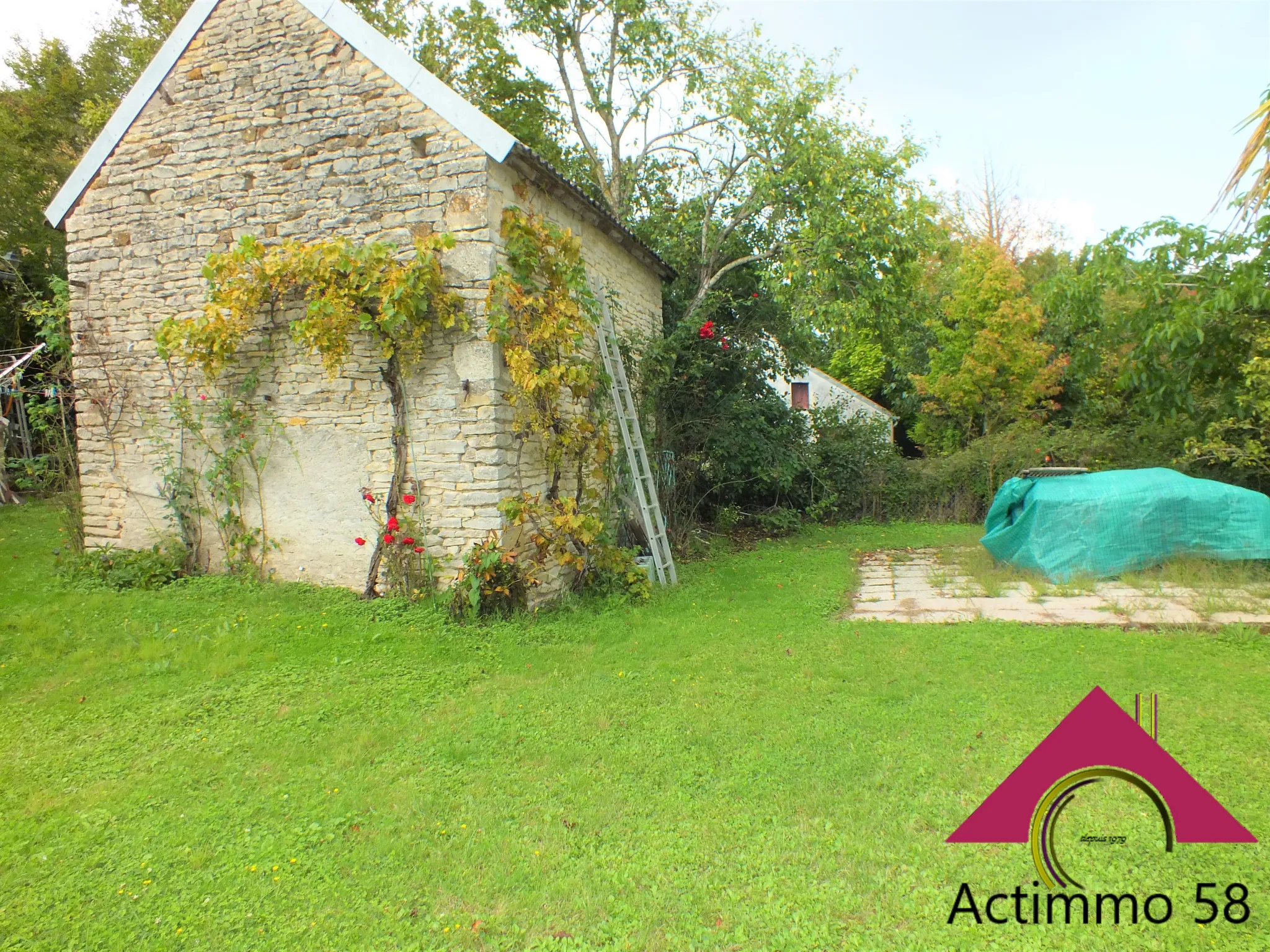 Maison Ancienne avec Jardin près de Bourges - 3h de Paris 