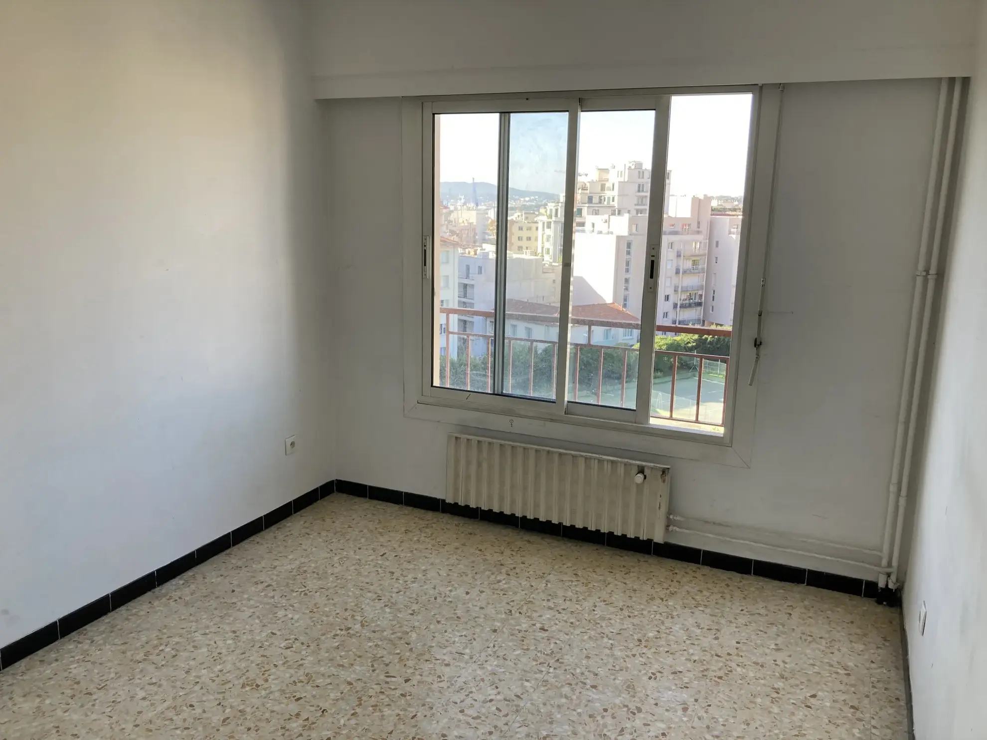 Appartement F4 avec Vue Mer à Toulon - 71,40 m² 