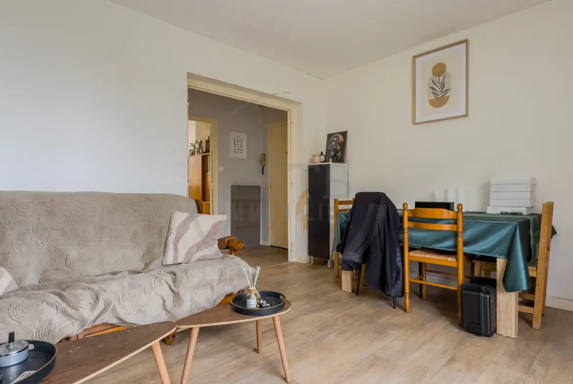 Appartement 58m2 au 3ème étage à Privas, vendu loué 