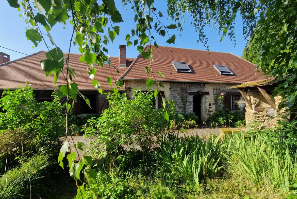 Longère à vendre à Arnac-Pompadour sur 3000 m² de parc 