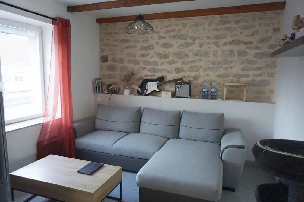 Maison de village rénovée à vendre à Palinges - 90 m² 