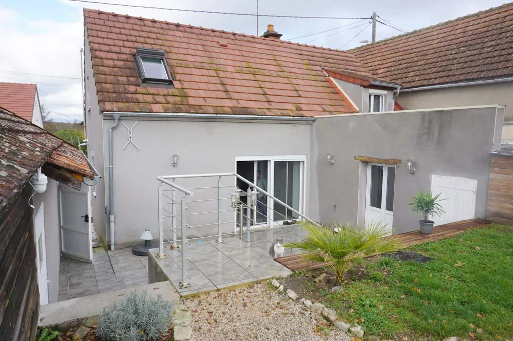 Maison de village rénovée à vendre à Palinges - 90 m² 