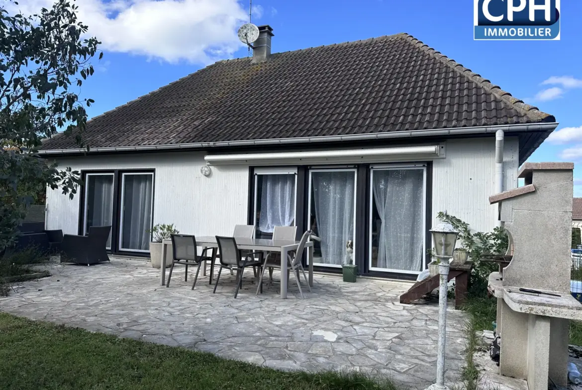 Maison à vendre à Grandcamp-Maisy, proche de la plage - 244 000 € 