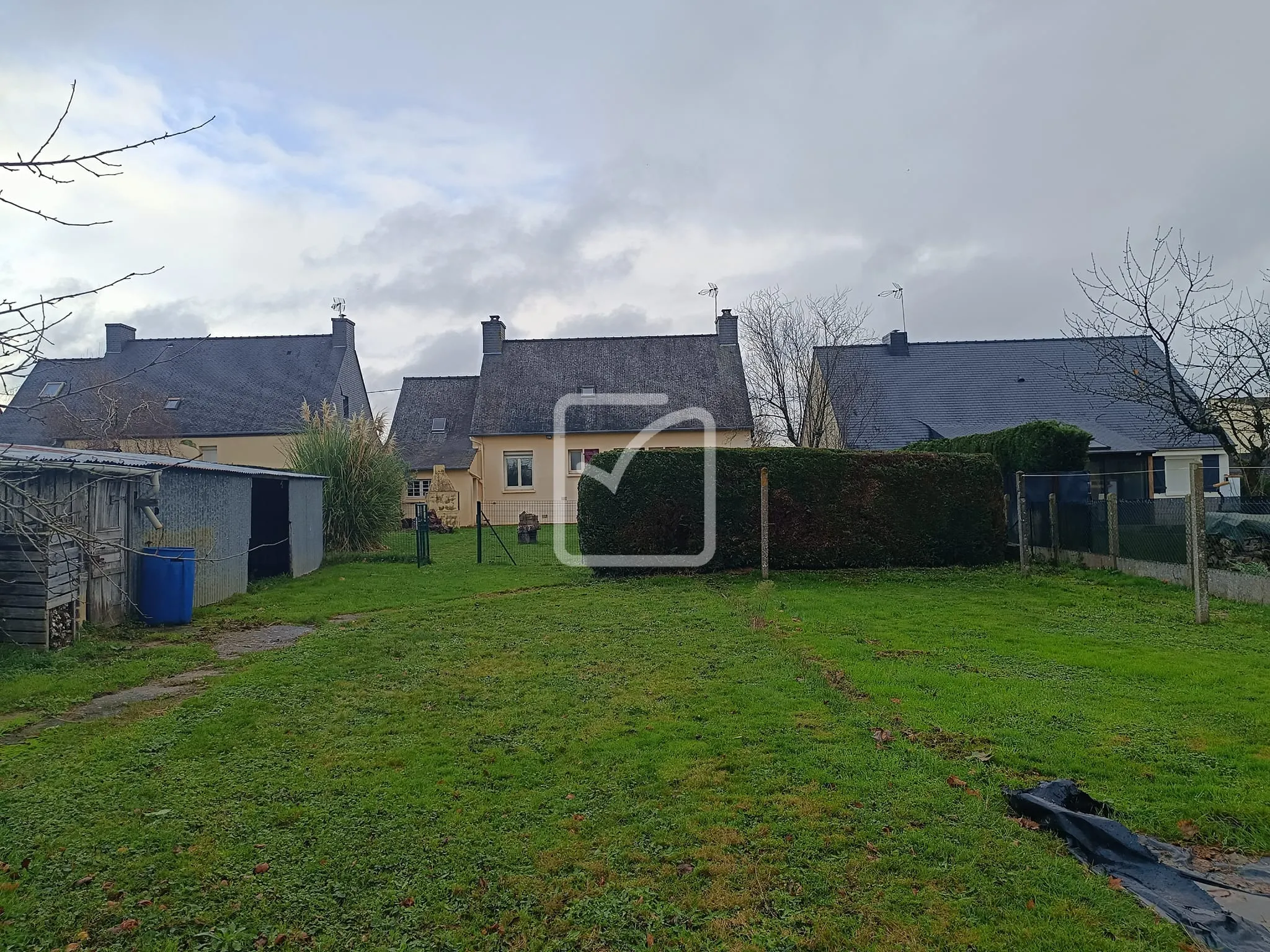 Maison individuelle à Mauron - 4 chambres, sous-sol, jardin 