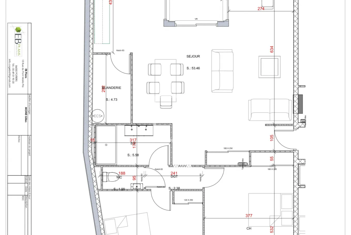 Appartement Spacieux & Rénové de 97 m² en Hypercentre de Poitiers 