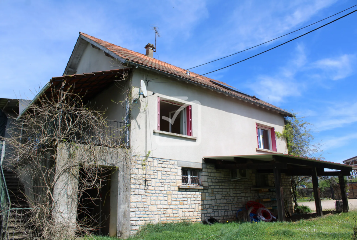 Maison 4 pièces de 118 m2 à Flaujac Gare 