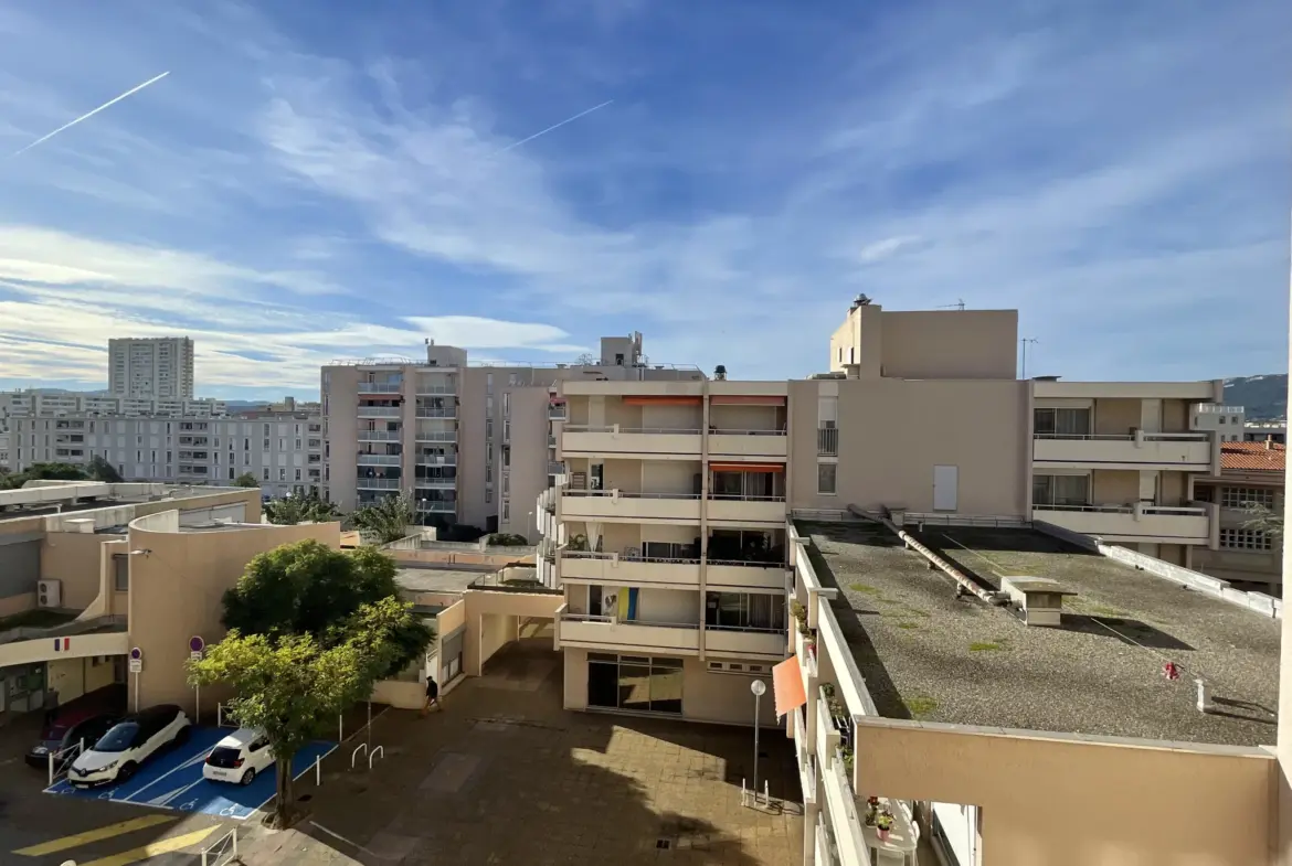 Vente appartement 3 pièces 70 m² à Toulon 