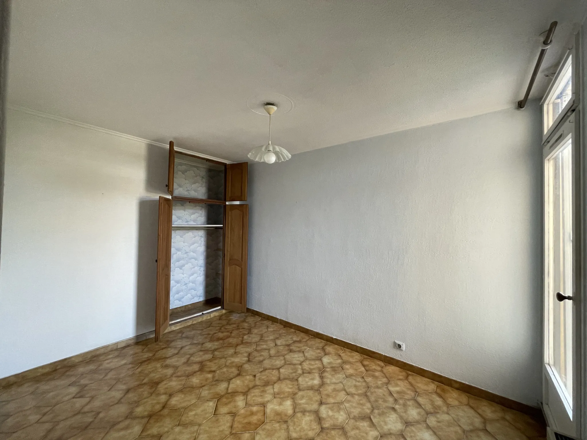 À vendre: Appartement T3 de 70m² au Port Marchand à Toulon 