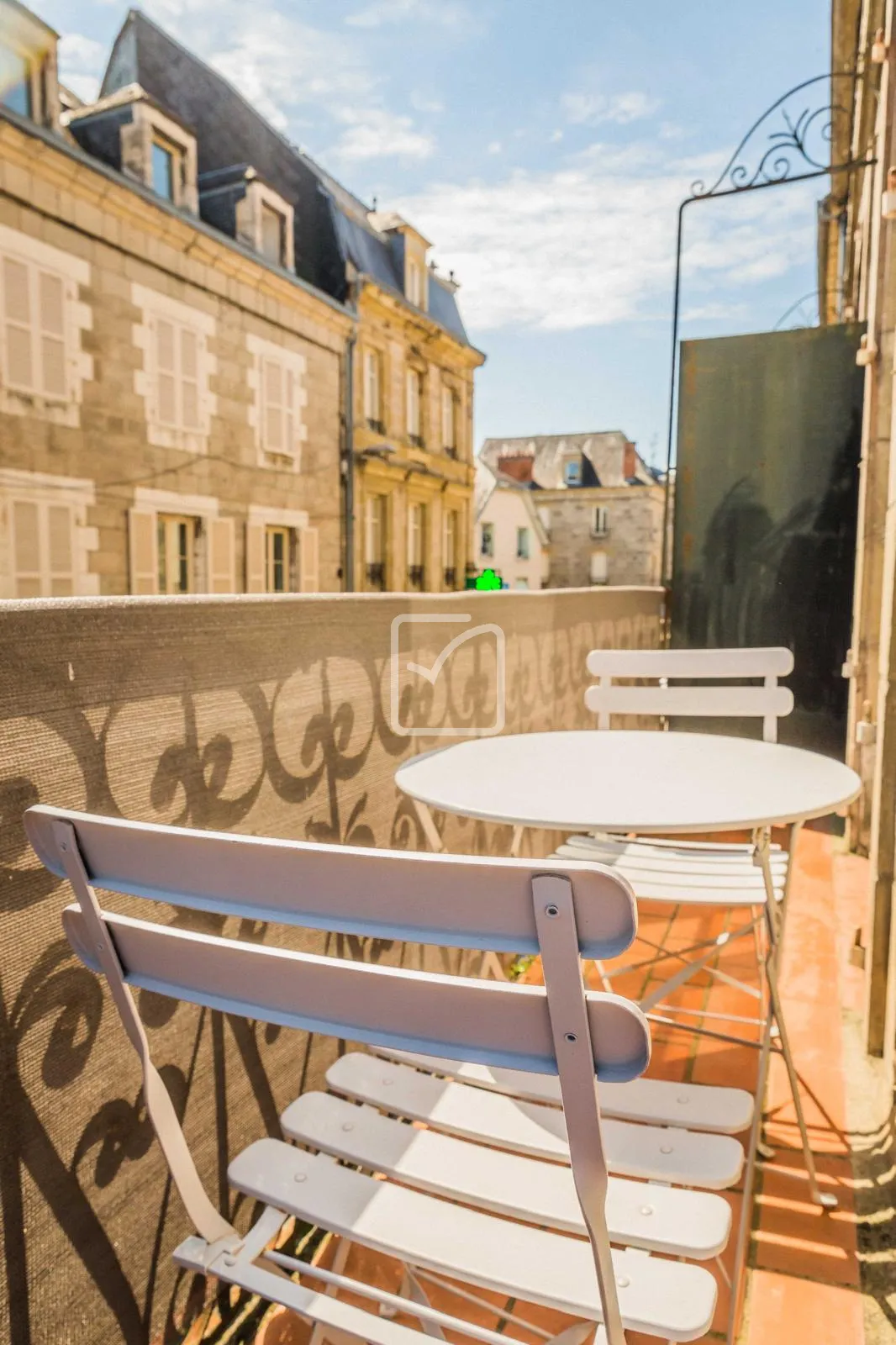 Appartement Meublé T3 avec Balcon en Centre Ville 